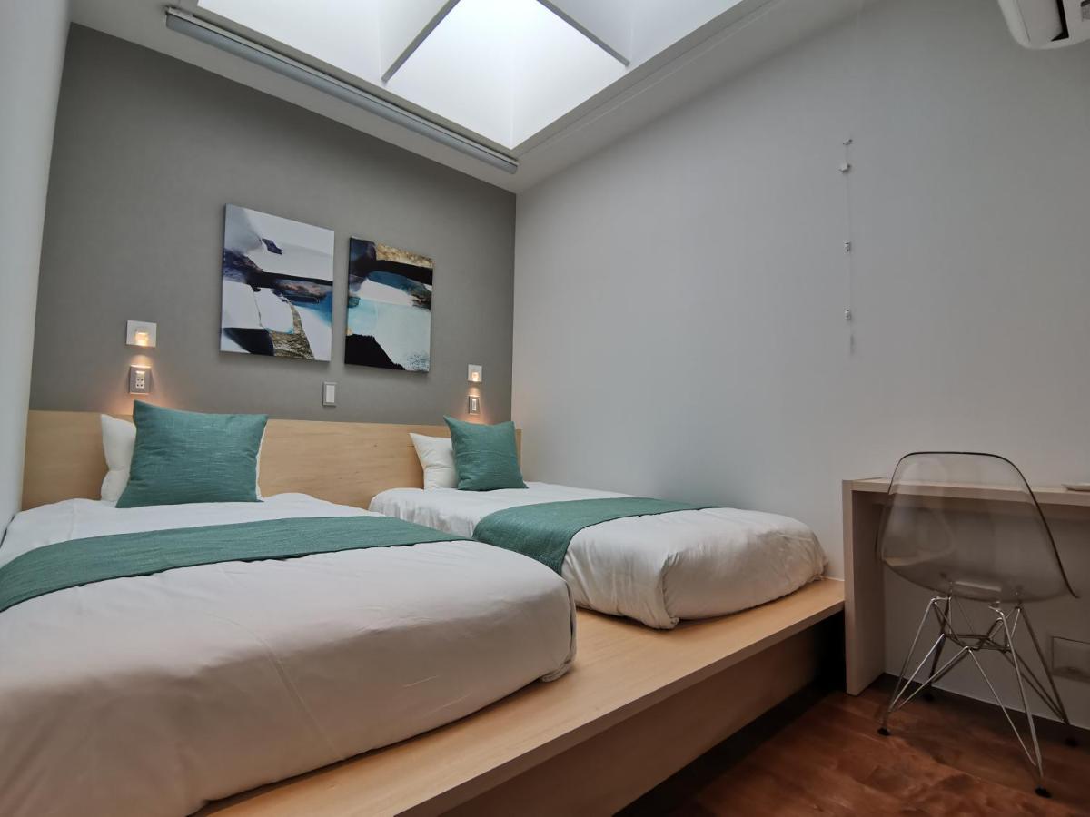 Shhotel 1フロア貸切り 広々2Ldk Наха Экстерьер фото