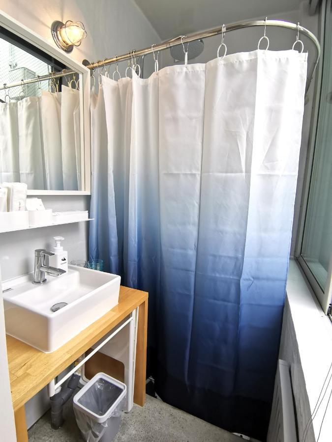 Shhotel 1フロア貸切り 広々2Ldk Наха Экстерьер фото